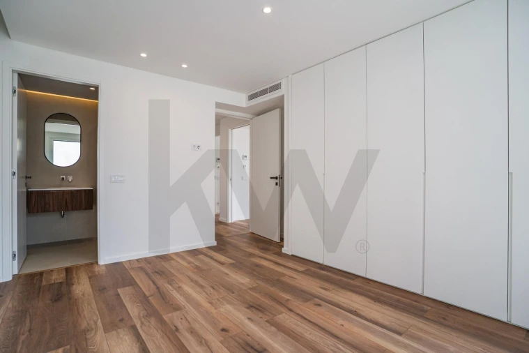 Apartamento T3 para Venda em São Martinho do Porto Foto 21