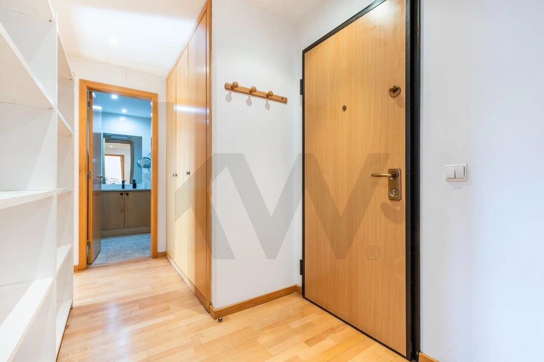 Apartamento T1 para Arrendamento em Areeiro Foto 3