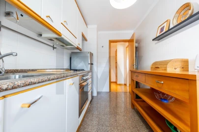 Apartamento T1 para Arrendamento em Areeiro