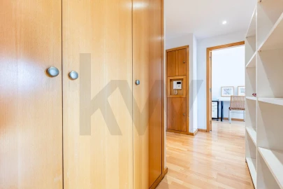 Apartamento T1 para Arrendamento em Areeiro