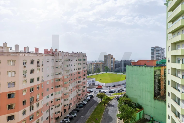 Apartamento T1 para Arrendamento em Areeiro Foto 20