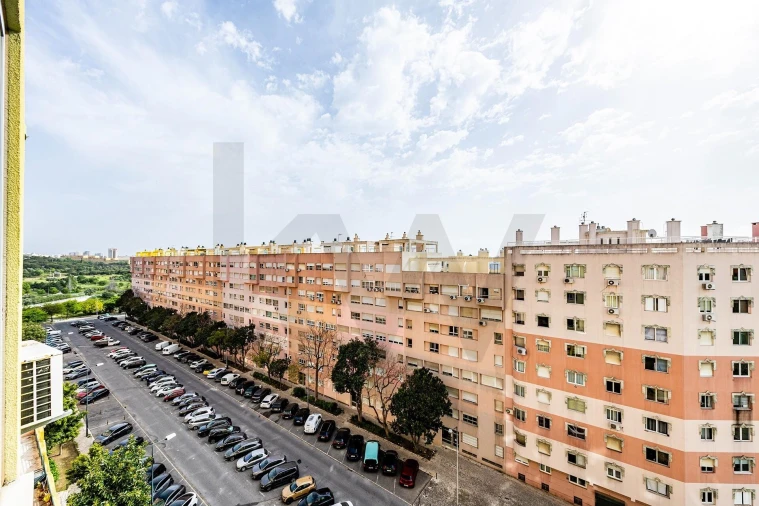 Apartamento T1 para Arrendamento em Areeiro Foto 6