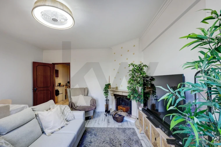 Apartamento T2 para Venda em Mina de Água Foto 16