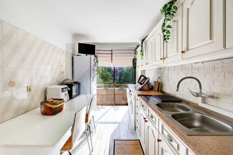 Apartamento T2 para Venda em Mina de Água Foto 2