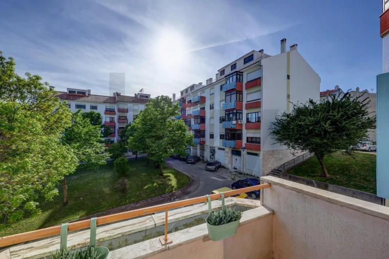 Apartamento T2 para Venda em Mina de Água Foto 6