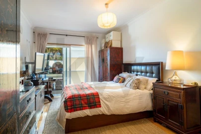 Apartamento T3 para Venda em Carcavelos e Parede