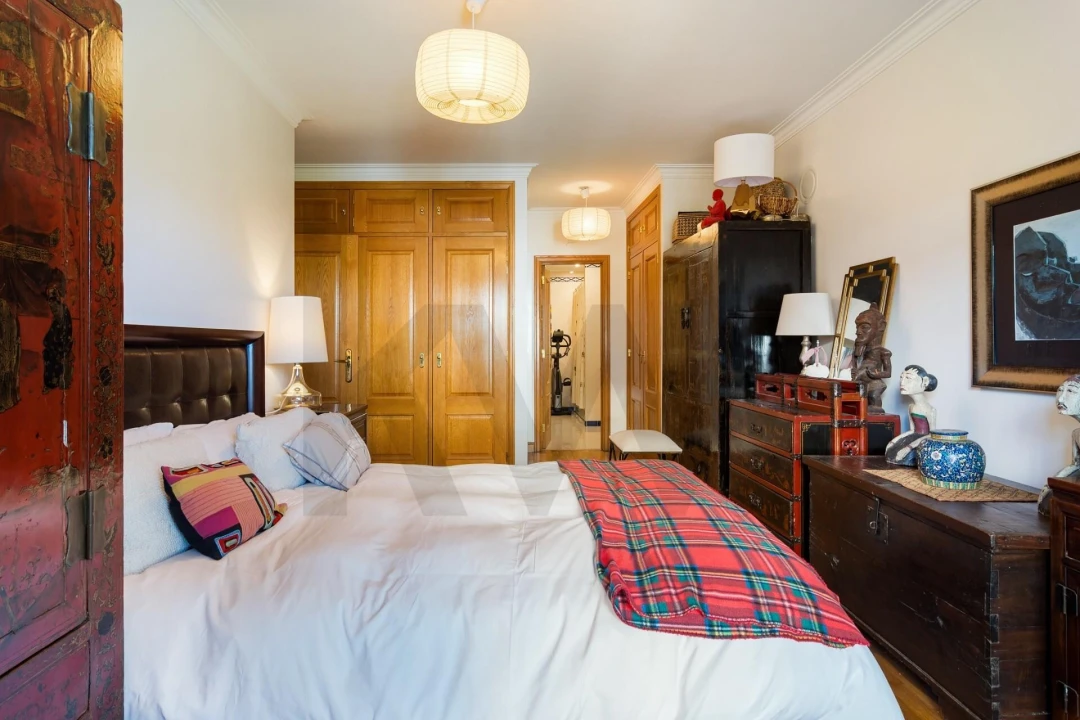 Apartamento T3 para Venda em Carcavelos e Parede Foto 12