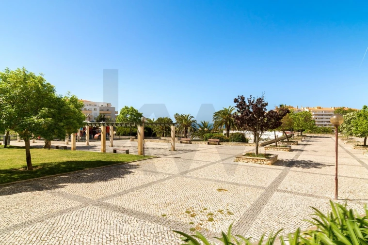 Apartamento T3 para Venda em Carcavelos e Parede Foto 23