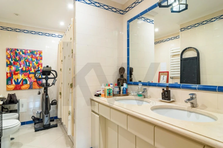 Apartamento T3 para Venda em Carcavelos e Parede Foto 14