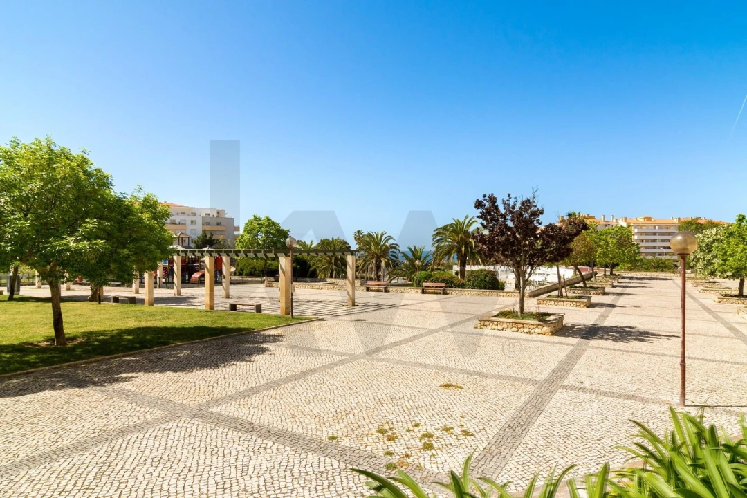 Apartamento T3 para Venda em Carcavelos e Parede Foto 23