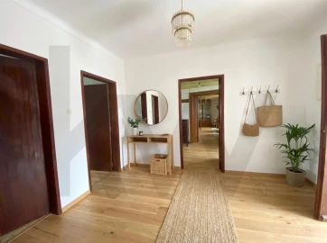 Moradia T4 para Venda em Vale de Prazeres e Mata da Rainha