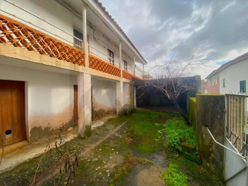 Moradia T4 para Venda em Vale de Prazeres e Mata da Rainha