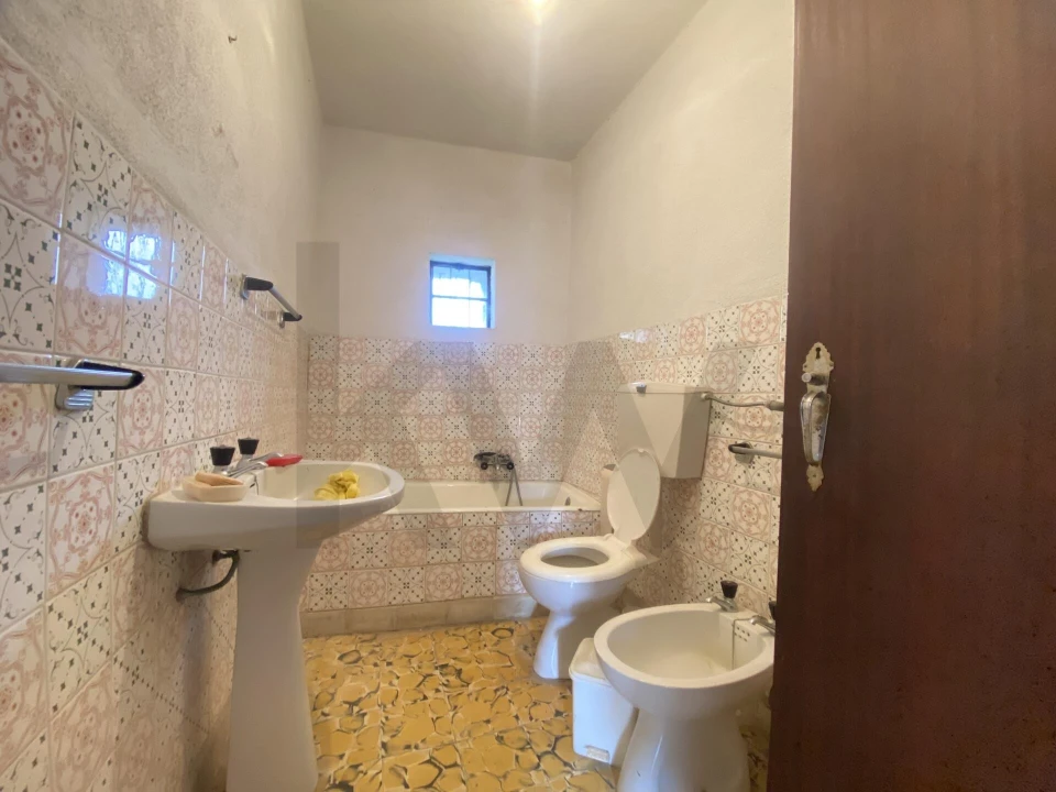 Moradia T4 para Venda em Vale de Prazeres e Mata da Rainha Foto 16