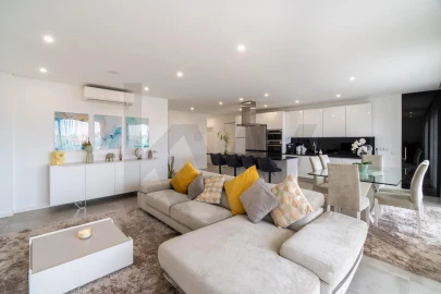 Apartamento T3 para Venda em Faro (Sé e São Pedro)