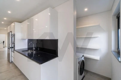 Apartamento T3 para Venda em Faro (Sé e São Pedro)