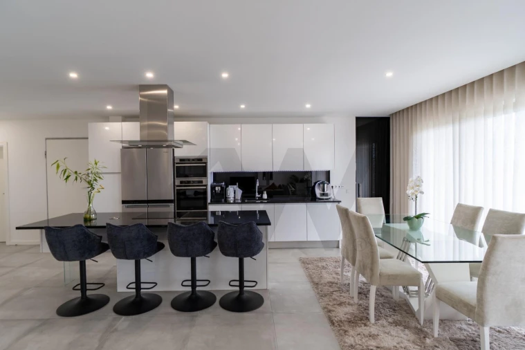 Apartamento T3 para Venda em Faro (Sé e São Pedro) Foto 9