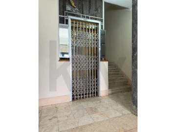 Apartamento T1 para Arrendamento em Campo de Ourique