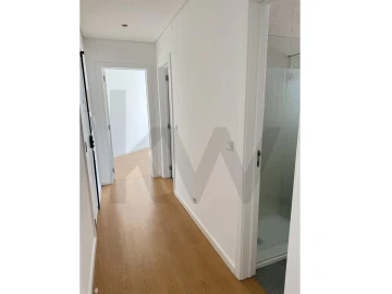 Apartamento T1 para Arrendamento em Campo de Ourique