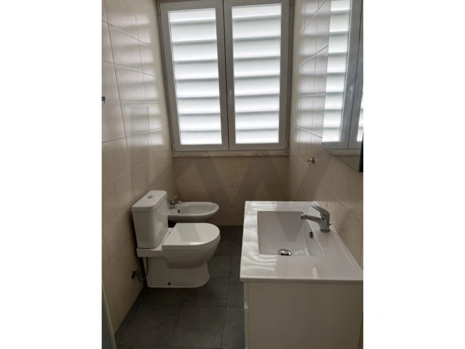 Apartamento T1 para Arrendamento em Campo de Ourique Foto 18