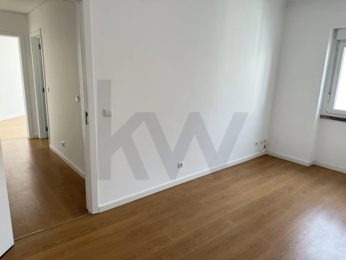 Apartamento T1 para Arrendamento em Campo de Ourique Foto 23