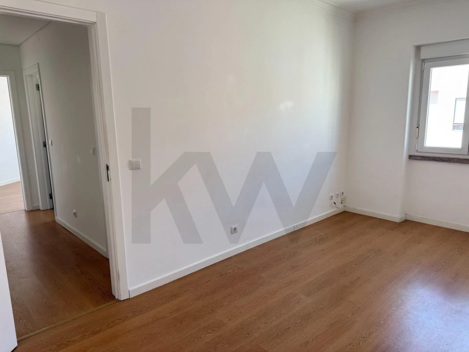 Apartamento T1 para Arrendamento em Campo de Ourique Foto 16