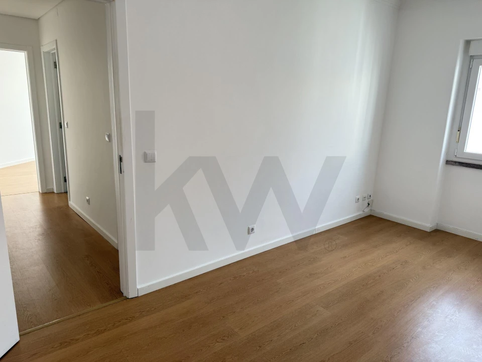 Apartamento T1 para Arrendamento em Campo de Ourique Foto 23