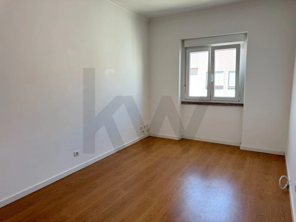 Apartamento T1 para Arrendamento em Campo de Ourique Foto 15