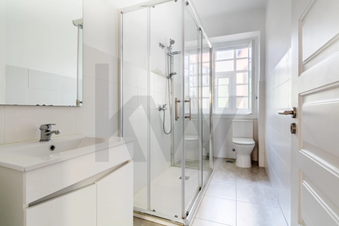 Apartamento T3 para Arrendamento em Campo de Ourique Foto 20