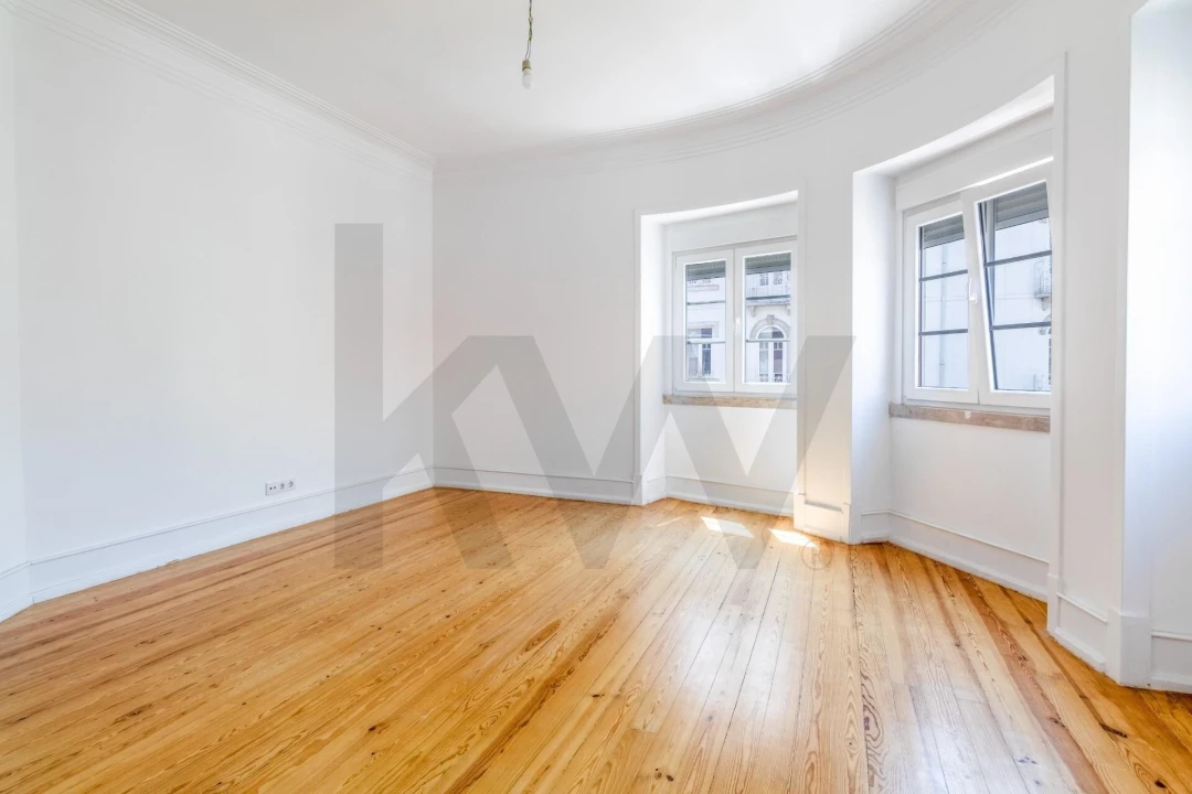 Apartamento T3 para Arrendamento em Campo de Ourique Foto 27