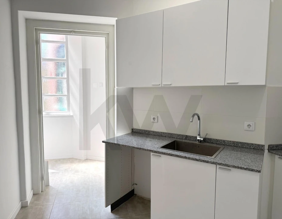 Apartamento T3 para Arrendamento em Campo de Ourique Foto 45