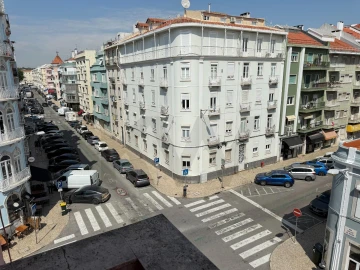 Apartamento T3 para Arrendamento em Campo de Ourique