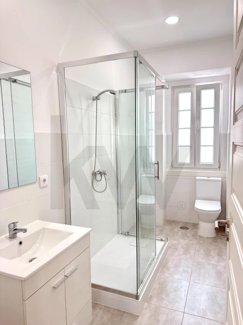 Apartamento T3 para Arrendamento em Campo de Ourique