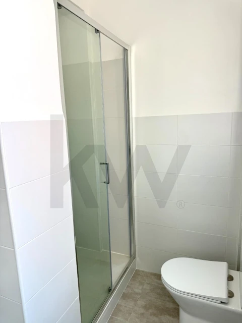 Apartamento T3 para Arrendamento em Campo de Ourique
