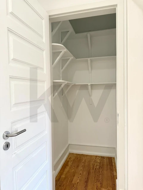 Apartamento T3 para Arrendamento em Campo de Ourique