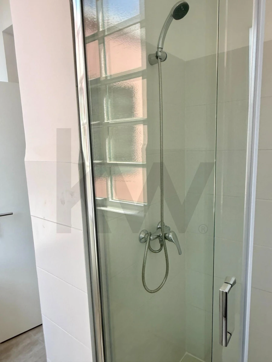 Apartamento T3 para Arrendamento em Campo de Ourique Foto 38