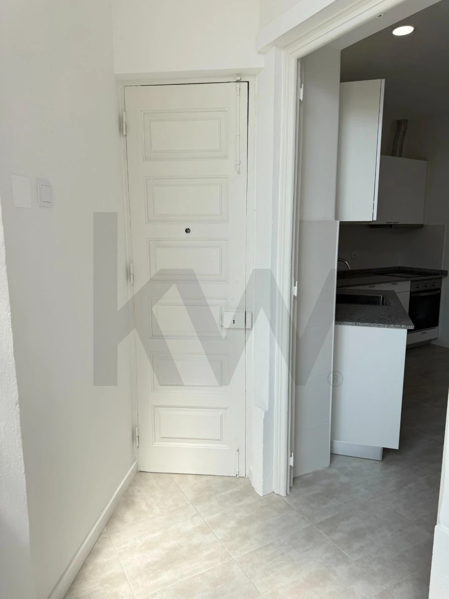 Apartamento T3 para Arrendamento em Campo de Ourique Foto 49