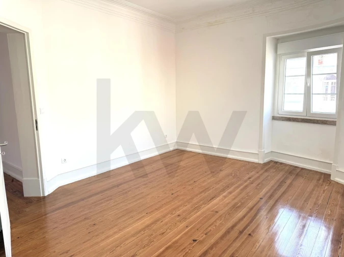Apartamento T3 para Arrendamento em Campo de Ourique Foto 5