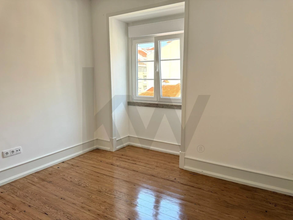 Apartamento T3 para Arrendamento em Campo de Ourique Foto 29