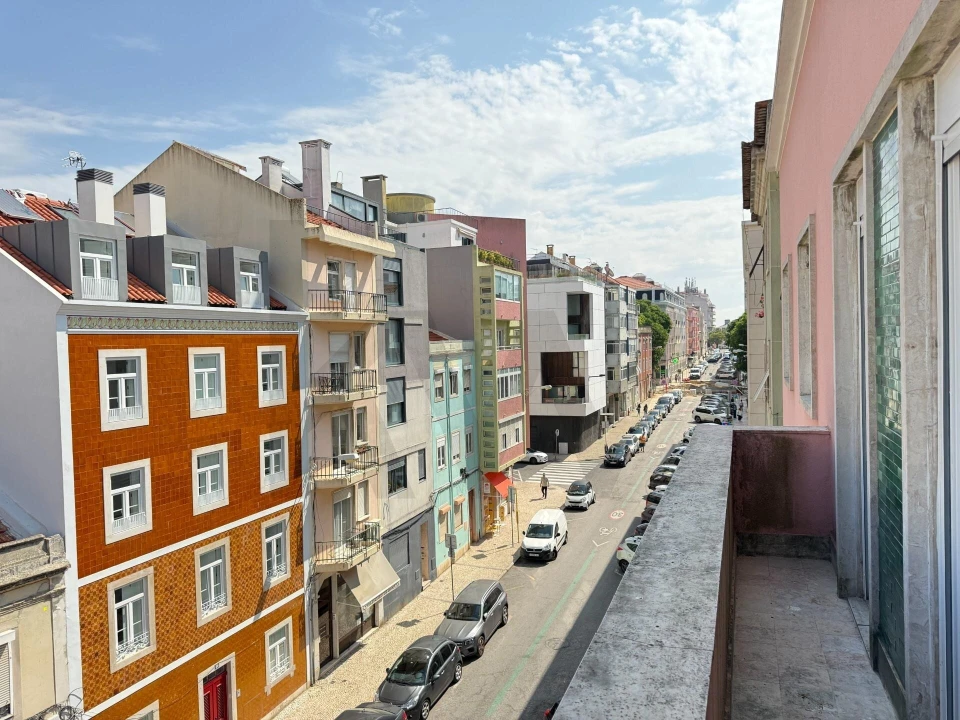 Apartamento T3 para Arrendamento em Campo de Ourique Foto 12