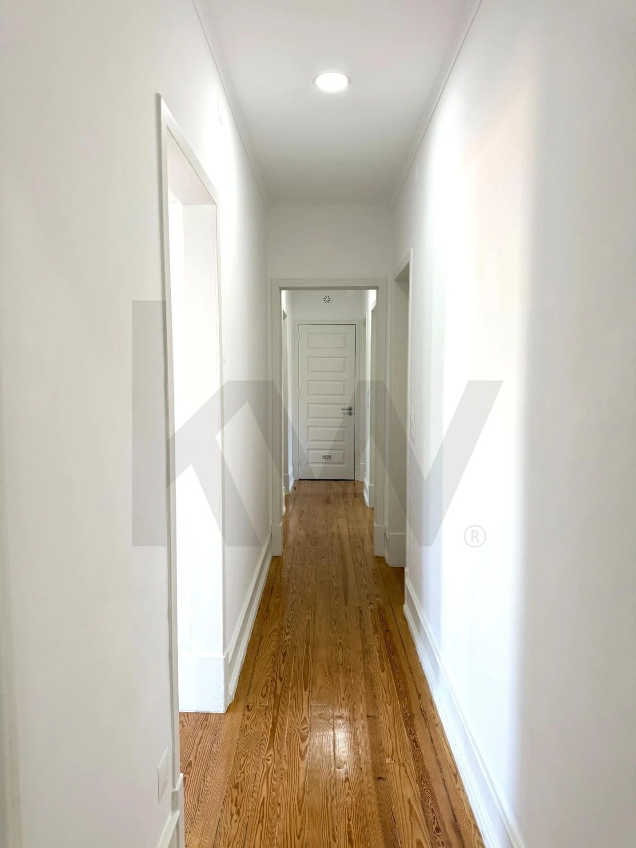 Apartamento T3 para Arrendamento em Campo de Ourique Foto 19