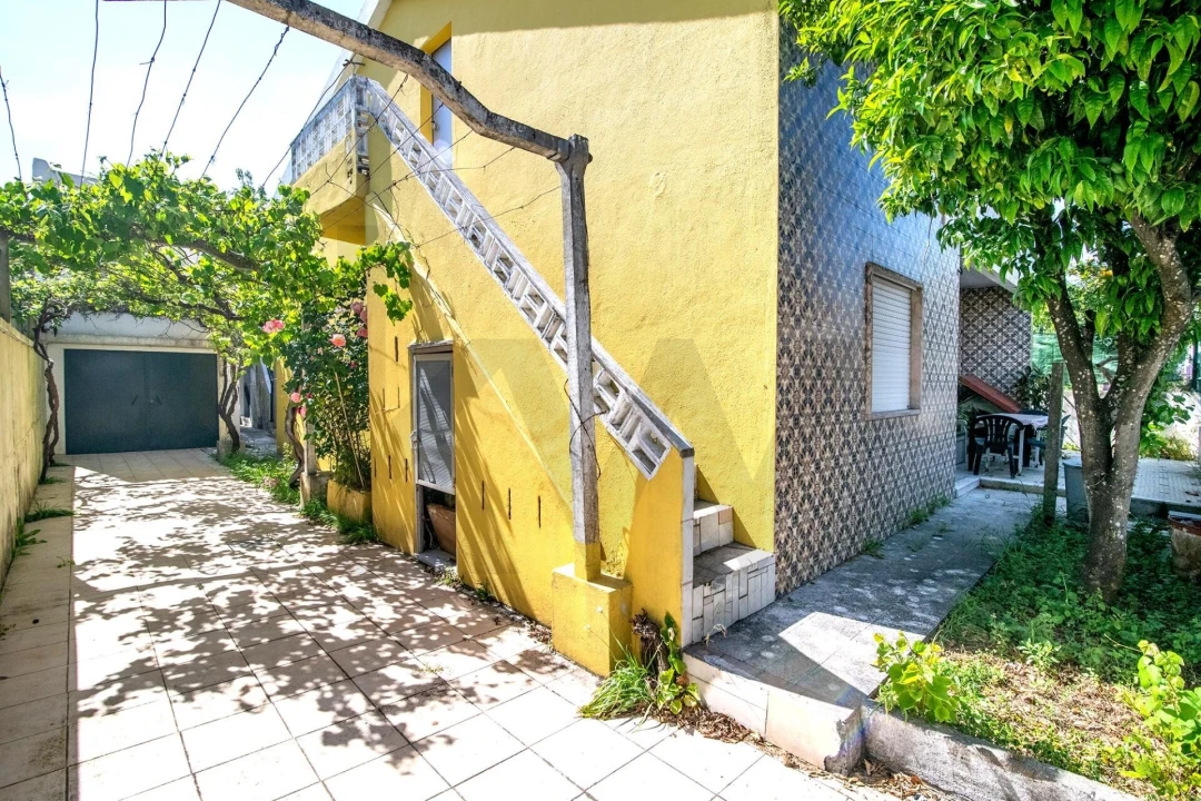 Moradia T3 para Venda em Santo Antão e São Julião do Tojal Foto 5