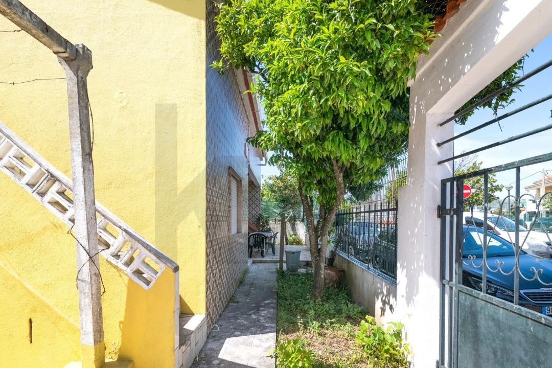 Moradia T3 para Venda em Santo Antão e São Julião do Tojal Foto 10