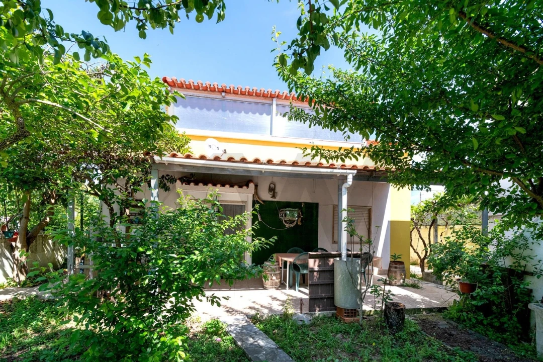 Moradia T3 para Venda em Santo Antão e São Julião do Tojal Foto 9