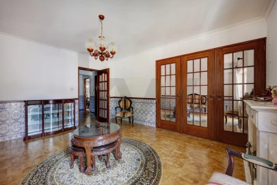 Apartamento T4 para Venda em Queluz e Belas