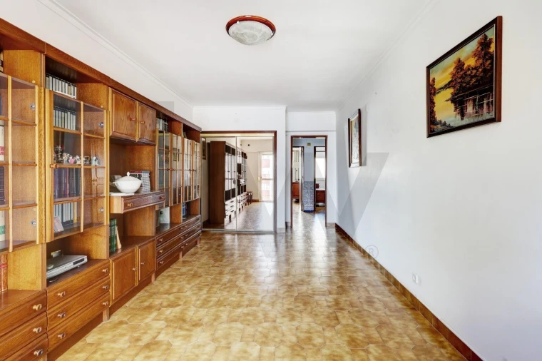 Apartamento T4 para Venda em Queluz e Belas Foto 23