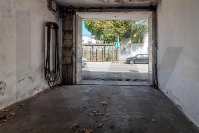 Moradia T4 para Venda em Canelas