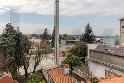 Moradia T4 para Venda em Canelas