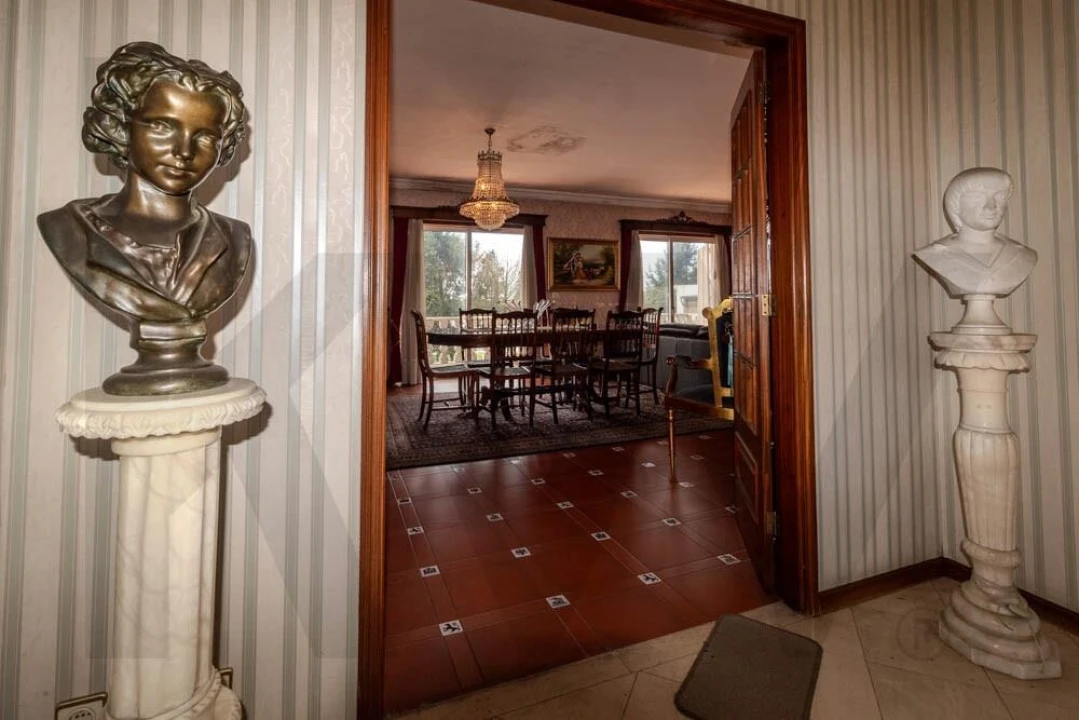 Moradia T4 para Venda em Canelas Foto 22