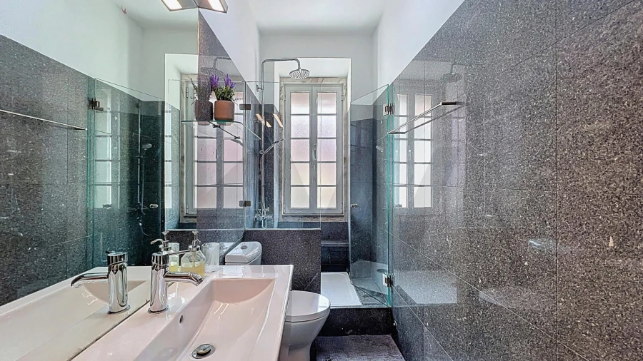 Apartamento T3 para Venda em Santo António Foto 10