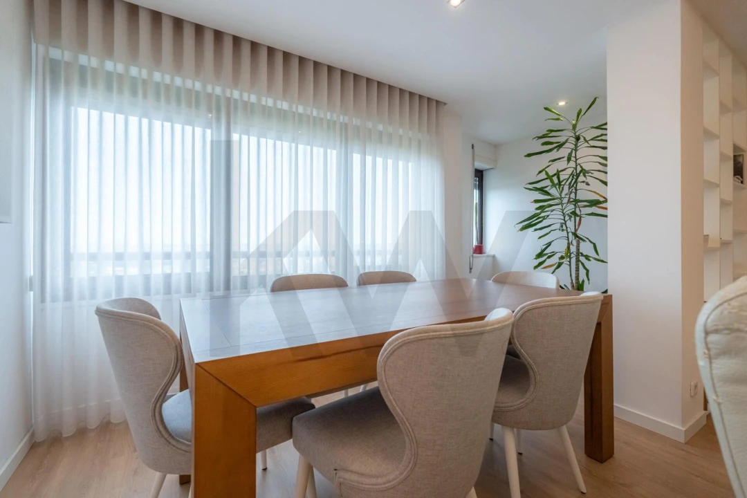 Apartamento T3 para Venda em Sé Nova, Santa Cruz, Almedina e São Bartolomeu Foto 3